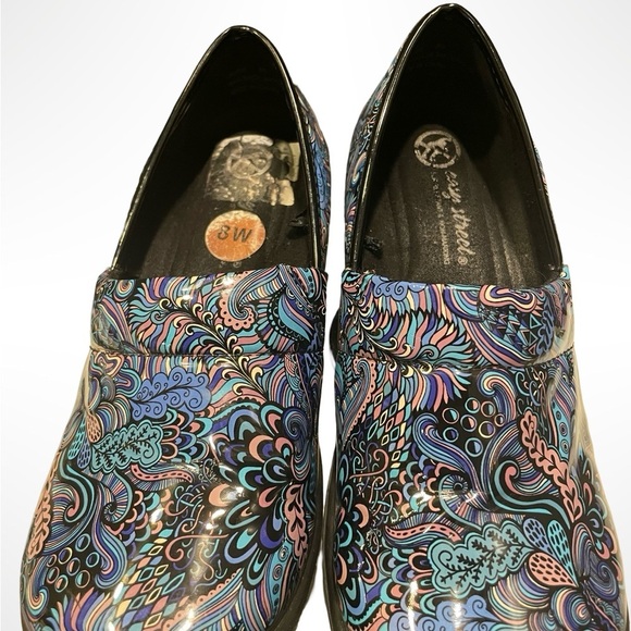 Easy street clogs multi color paisley design women’s size‎ 8 wide. - Picture 4 of 4